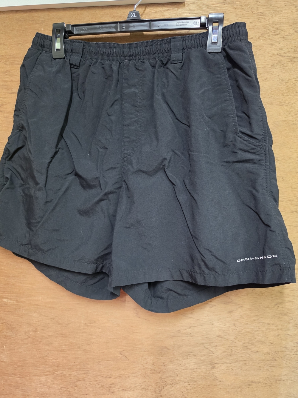 Columbia Men’s Omni-Shade PFG Black Athletic Shorts LARGE
